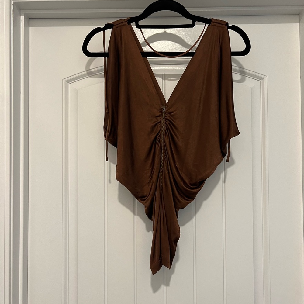 Express Top w/ Front Zipper. Brown. Womens Size- Small.